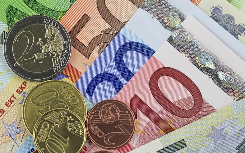 欧元是什么时候正式诞生的？